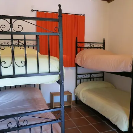 Hostel Albergue Rural De Fuente Agria *